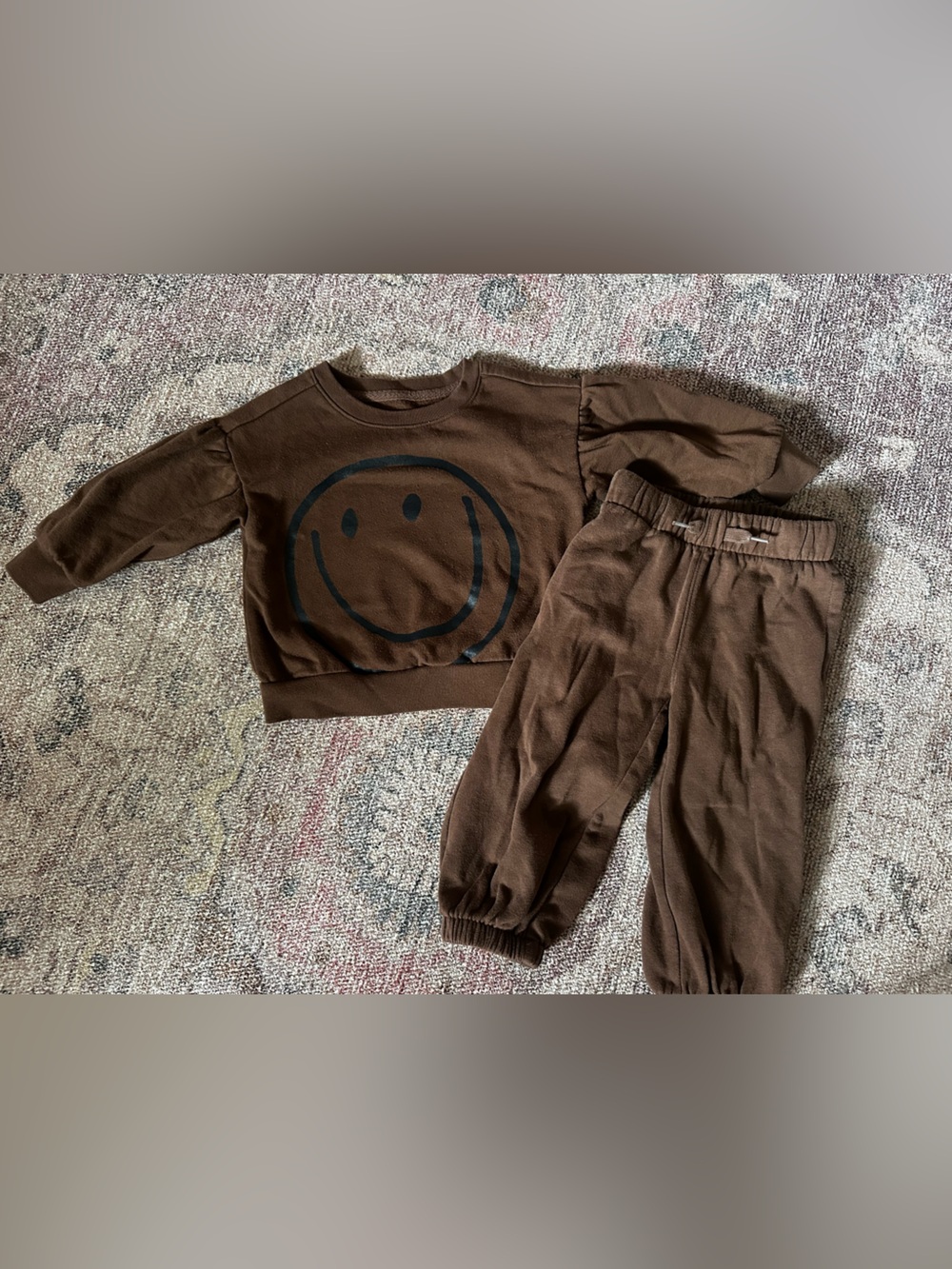 GAP Girls 2T Brown Smiley Face Sweatshirt & Sweatpants Set